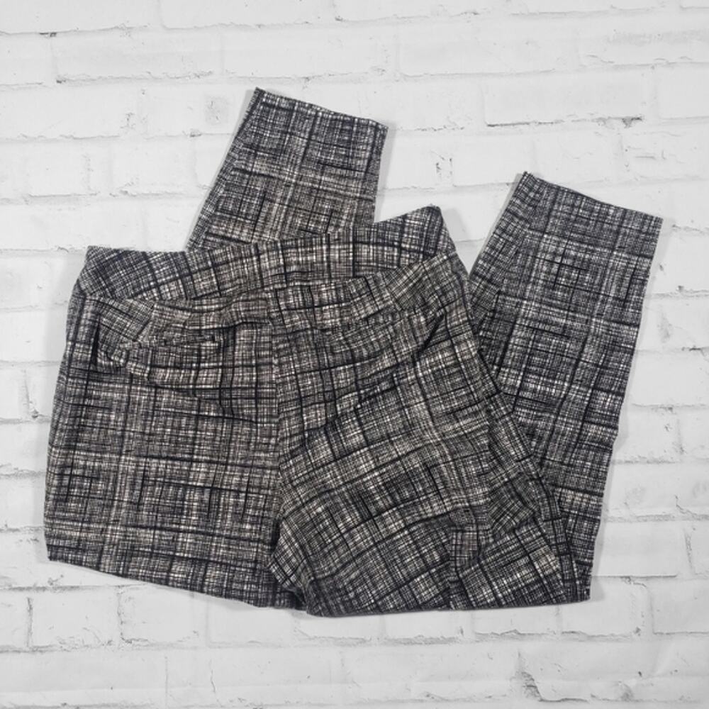 Cato Woman Black and White Sketchy Plaid Trouser Pants Size 16W - Picture 2 of 15